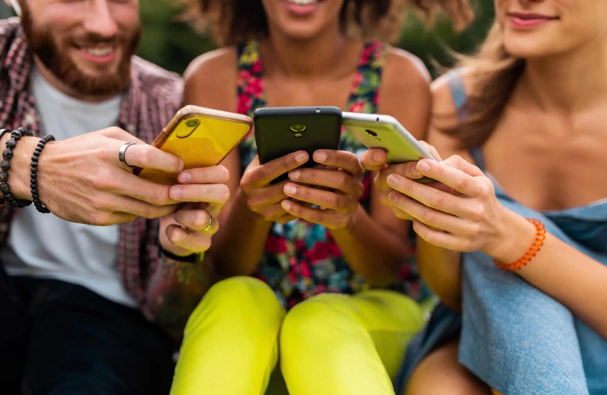 How to use a travel eSIM on vacation